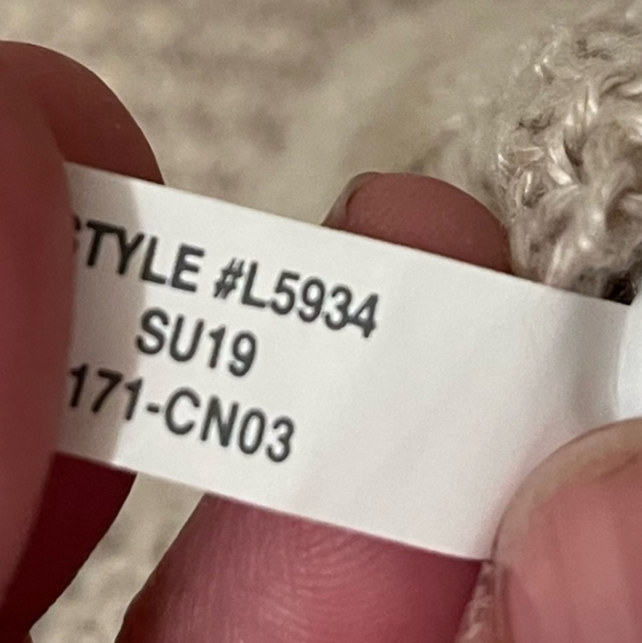 J CREW Beach Crewneck Sweater Size XL in FLAX color EUC - Picture 6 of 7